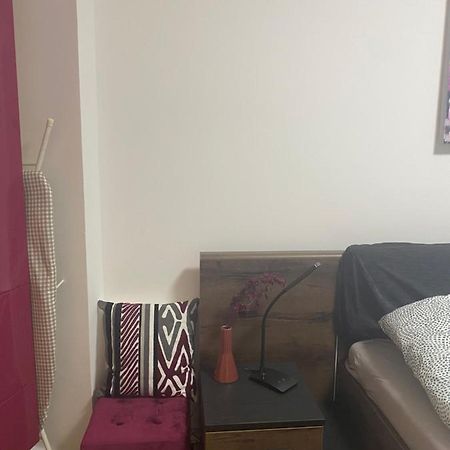 Tatra Apartment By The Danube Fully Accessible Boedapest Buitenkant foto
