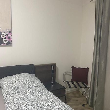 Tatra Apartment By The Danube Fully Accessible Boedapest Buitenkant foto