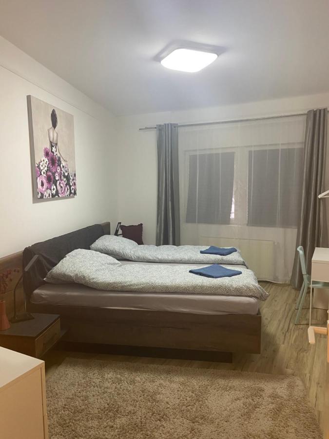 Tatra Apartment By The Danube Fully Accessible Boedapest Buitenkant foto