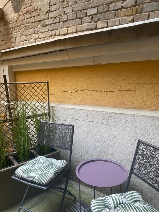 Tatra Apartment By The Danube Fully Accessible Boedapest Buitenkant foto